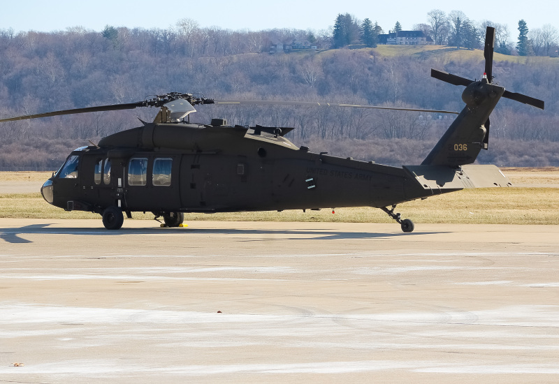 Photo of 21-036 - USA - United States Army Sikorsky UH-60L Blackhawk at LUK on AeroXplorer Aviation Database