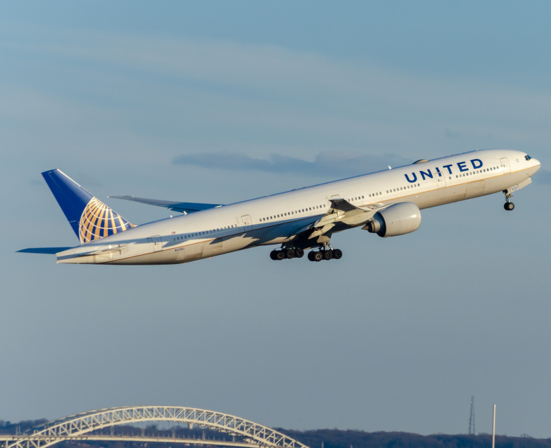 Photo of N2136U - United Airlines Boeing 777-300ER at EWR on AeroXplorer Aviation Database
