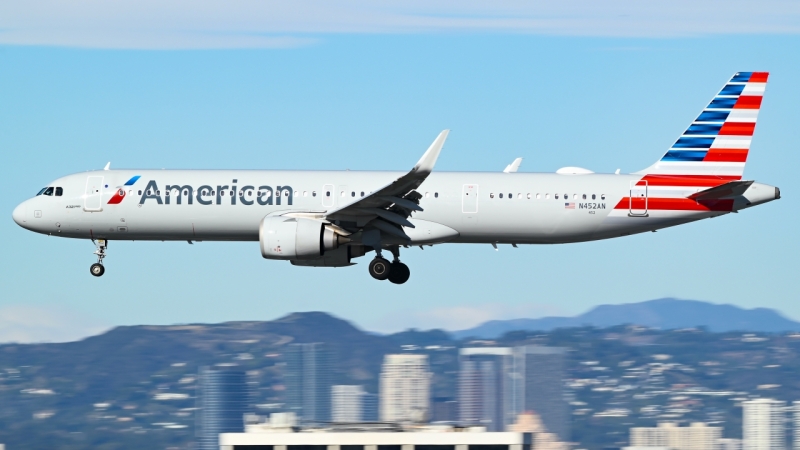 Photo of N452AN - American Airlines Airbus A321NEO at LAX on AeroXplorer Aviation Database