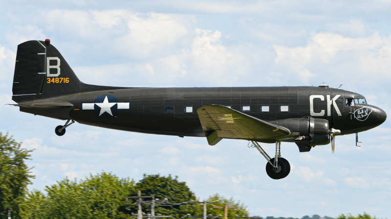 Photo of N836M - PRIVATE Douglas C-47 Skytrain/Dakota at 1G3 on AeroXplorer Aviation Database