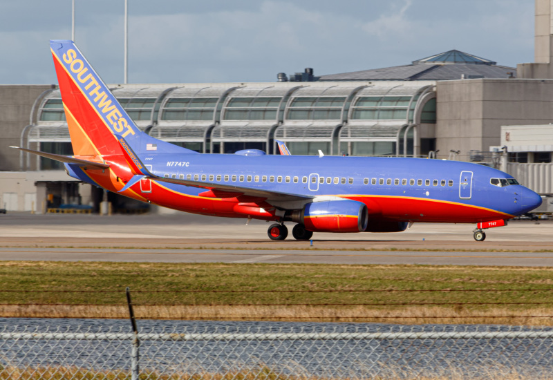 Photo of N7747C - Southwest Airlines Boeing 737-700 at MCO on AeroXplorer Aviation Database