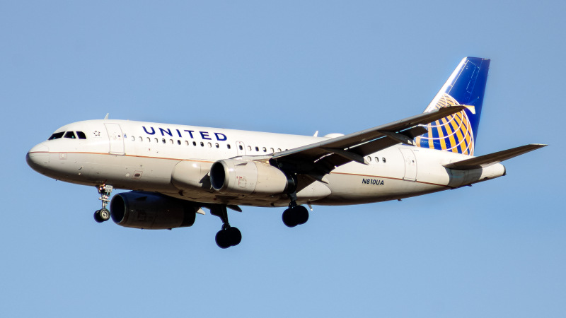 Photo of N810UA - United Airlines Airbus A319 at BOI on AeroXplorer Aviation Database