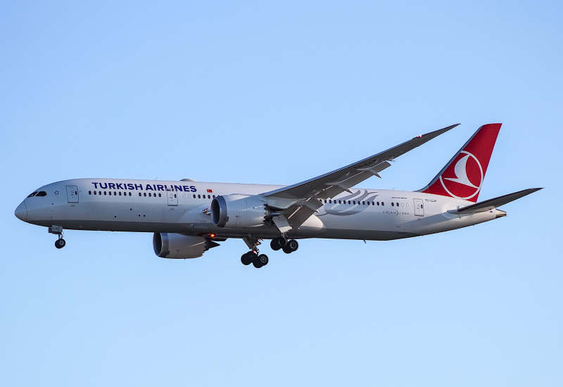 Photo of TC-LLH - Turkish Airlines Boeing 787-9 at ORD on AeroXplorer Aviation Database