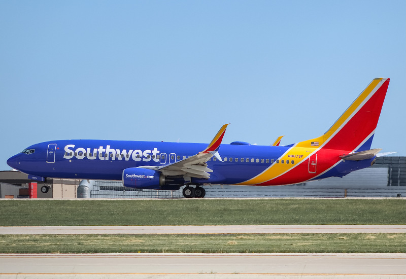 Photo of N8673F - Southwest Airlines Boeing 737-800 at MKE on AeroXplorer Aviation Database