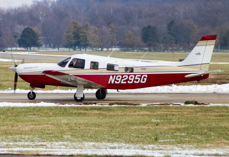 Photo of N9295G - PRIVATE  Piper Saratoga  at LUK on AeroXplorer Aviation Database