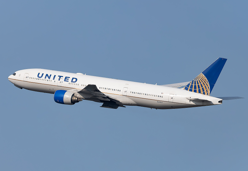 Photo of N229UA - United Airlines Boeing 777-200 at IAD on AeroXplorer Aviation Database