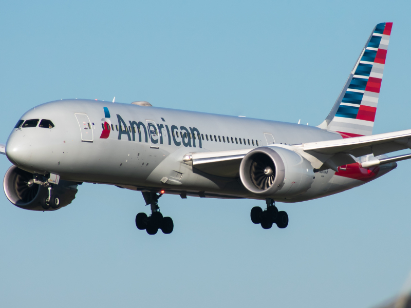 Photo of N811AB - American Airlines Boeing 787-8 at PHL on AeroXplorer Aviation Database