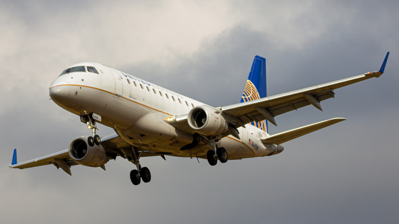 Photo of N645RW - United Express Embraer E170 at CMH on AeroXplorer Aviation Database