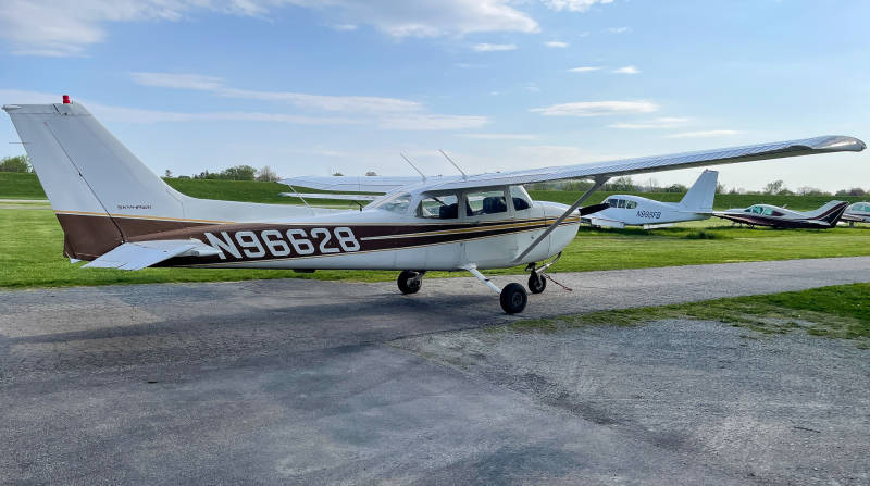 Photo of N96628 - PRIVATE Cessna 172 at I73 on AeroXplorer Aviation Database