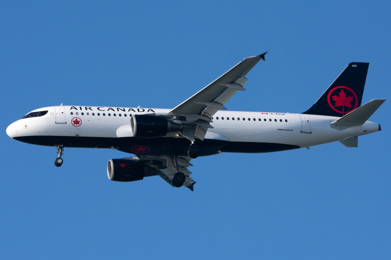 Photo of C-FCZF - Air Canada Airbus A320 at SFO on AeroXplorer Aviation Database