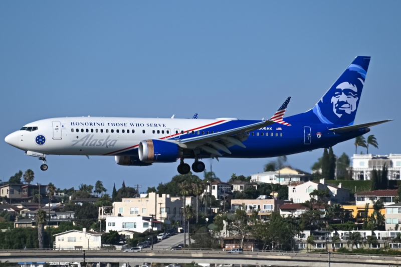 Photo of N806AK - Alaska Airlines Boeing 737 MAX 8 at SAN on AeroXplorer Aviation Database