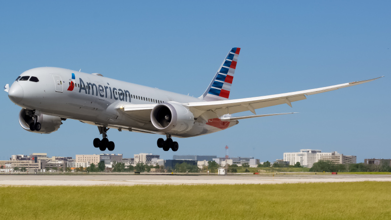 Photo of N809AA - American Airlines Boeing 787-8 at ORD on AeroXplorer Aviation Database