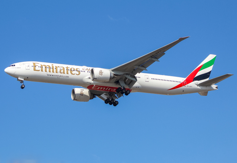 Photo of A6-EPY - Emirates Boeing 777-300ER at ORD on AeroXplorer Aviation Database