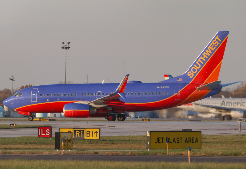 Photo of N299WN - Southwest Airlines Boeing 737-700 at CMH on AeroXplorer Aviation Database