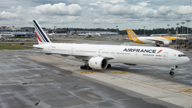 Photo of F-GSQA - Air France Boeing 777-300ER at SIN on AeroXplorer Aviation Database