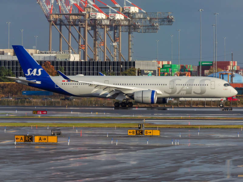 Photo of SE-RSF - Scandinavian Airlines Airbus A350-900 at EWR on AeroXplorer Aviation Database