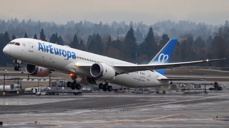Photo of EC-NFM - Air Europa  Boeing 787-9 at PDX on AeroXplorer Aviation Database