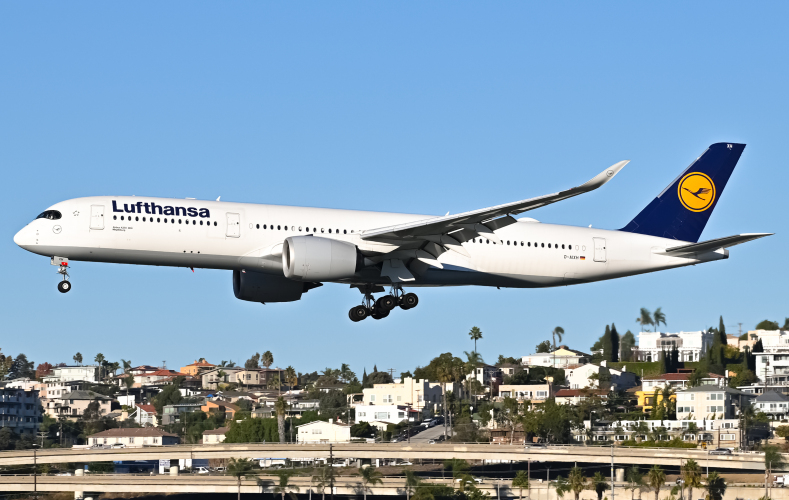 Photo of D-AIXH - Lufthansa Airbus A350-900 at SAN on AeroXplorer Aviation Database