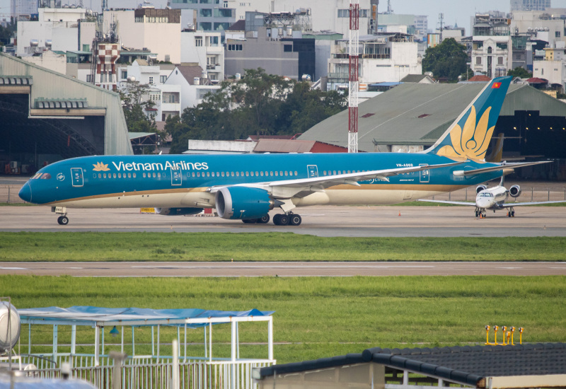Photo of VN-A868 - Vietnam Airlines Boeing 787-9 at SGN on AeroXplorer Aviation Database