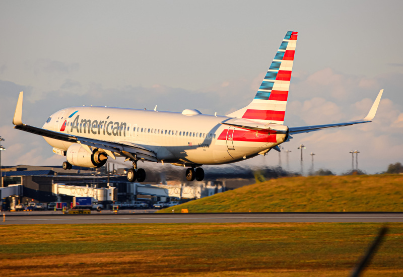 Photo of N920NN - American Airlines Boeing 737-800 at BWi on AeroXplorer Aviation Database