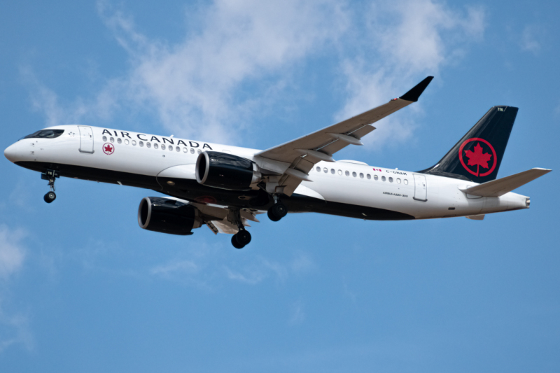 Photo of C-GNAM - Air Canada Airbus A220-300 at DEN on AeroXplorer Aviation Database