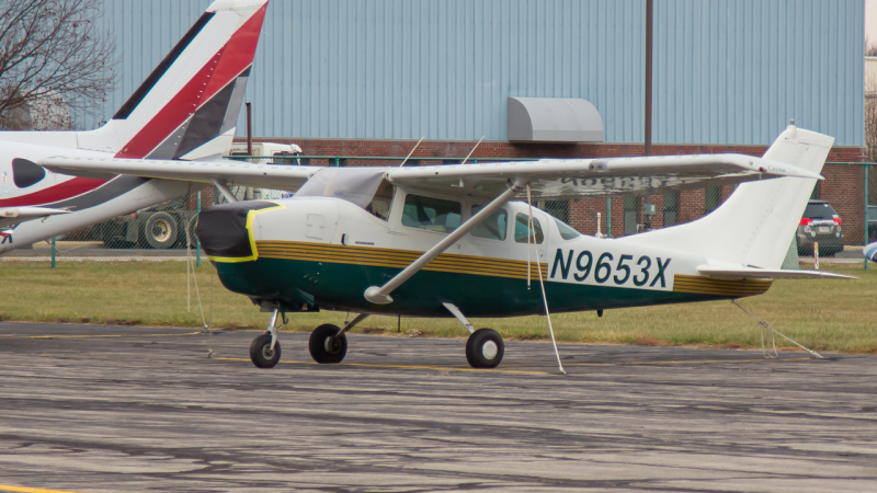 Photo of N9653X - PRIVATE Cessna 210 at DLZ on AeroXplorer Aviation Database