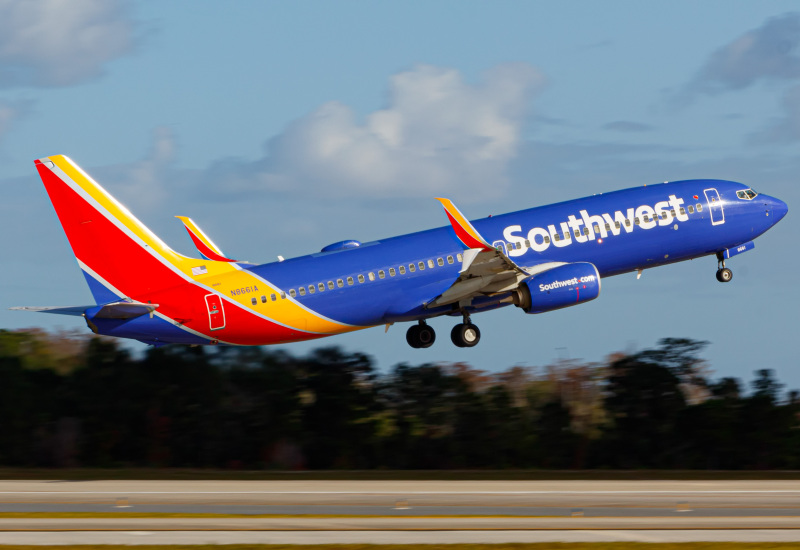 Photo of N8661A - Southwest Airlines Boeing 737-800 at MCO on AeroXplorer Aviation Database