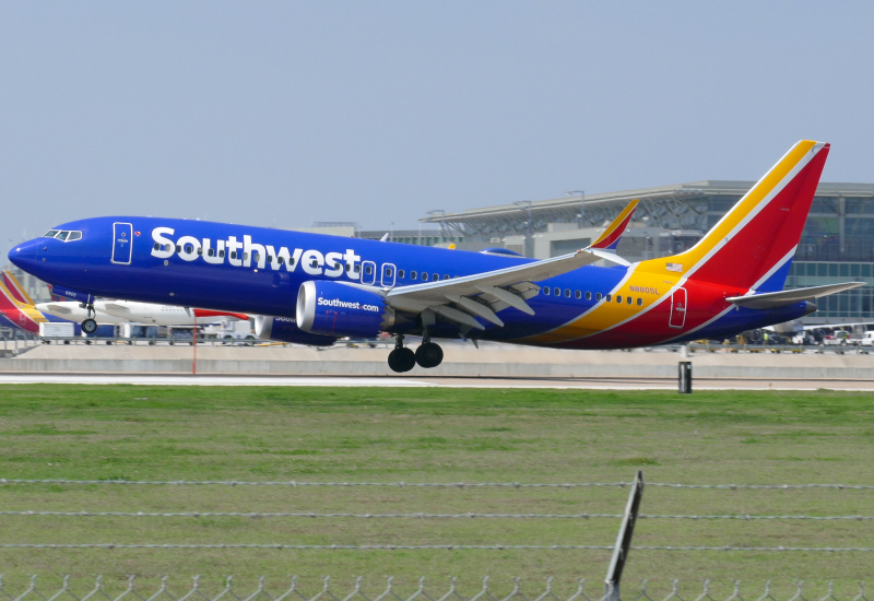 Photo of N8805L - Southwest Airlines Boeing 737 MAX 8 at AUS on AeroXplorer Aviation Database