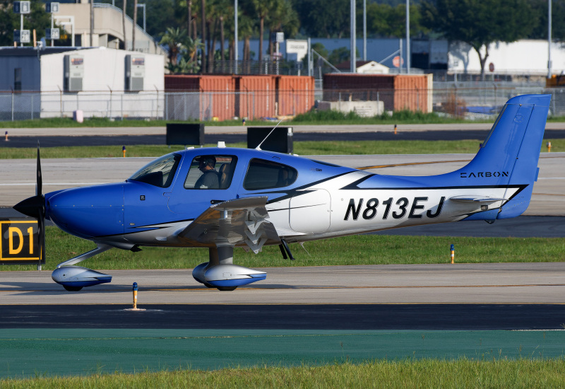 Photo of N813EJ - PRIVATE Cirrus SR-22 at TPA on AeroXplorer Aviation Database