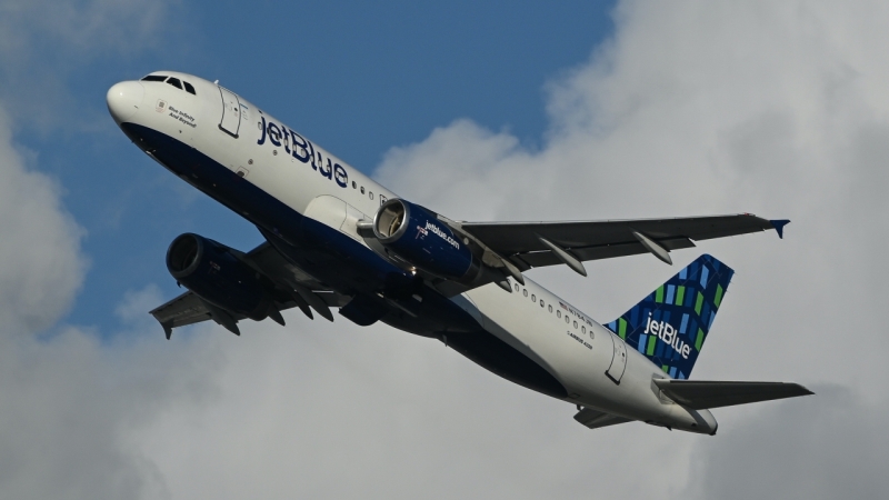 Photo of N784JB - JetBlue Airways Airbus A320 at LAX on AeroXplorer Aviation Database