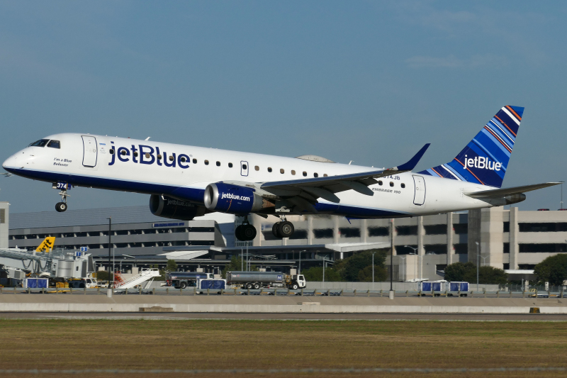 Photo of N374JB - JetBlue Airways Embraer E190 at AUS on AeroXplorer Aviation Database