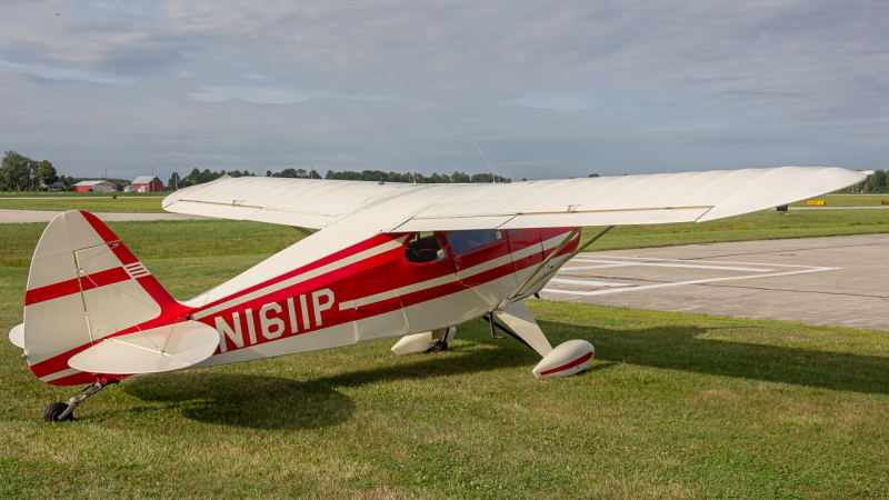 Photo of N1611P - PRIVATE Piper PA-22 at DLZ on AeroXplorer Aviation Database