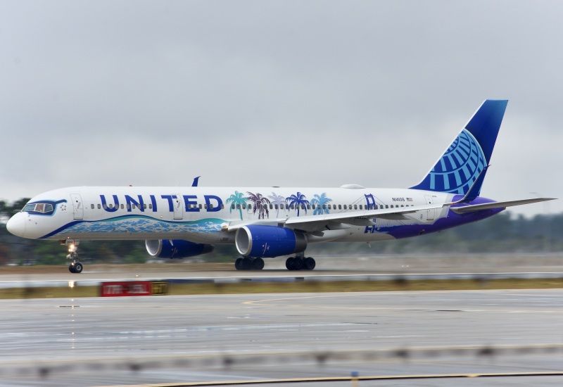 Photo of N14106 - United Airlines Boeing 757-200 at MCO on AeroXplorer Aviation Database