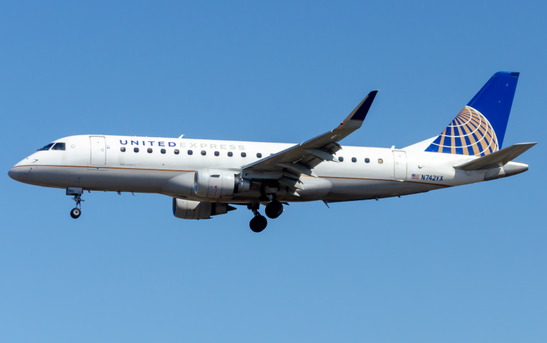 Photo of N742YX - United Airlines Embraer E175 at EWR on AeroXplorer Aviation Database