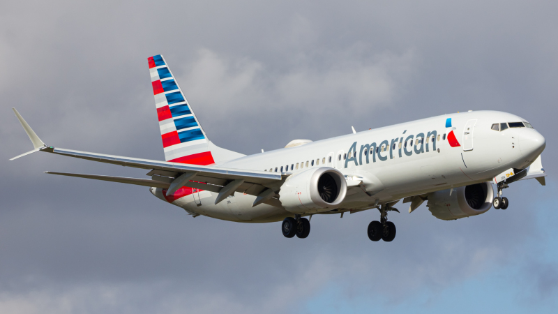 Photo of N324RN - American Airlines Boeing 737 MAX 8 at MIA on AeroXplorer Aviation Database
