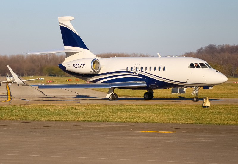 Photo of N901TF - PRIVATE  Dassault Falcon 2000EX at LUK on AeroXplorer Aviation Database