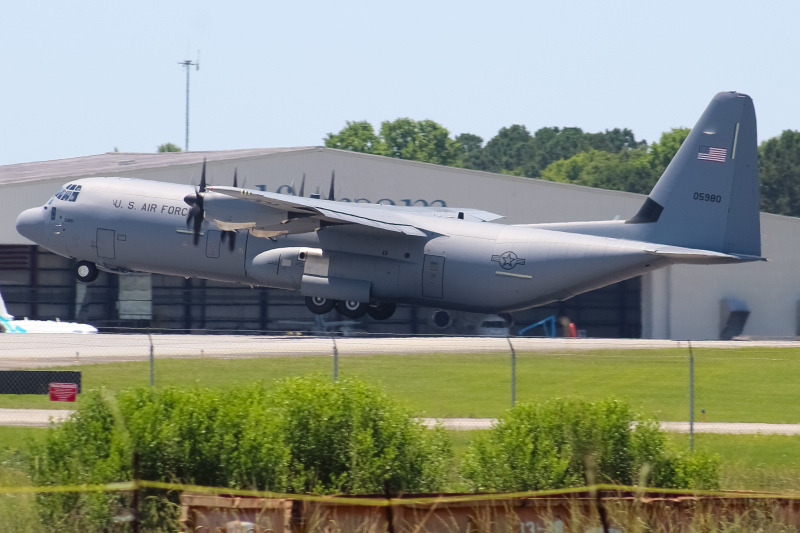 Photo of 20-5980 - USAF - United States Air Force Lockheed C-130J Hercules at SAV on AeroXplorer Aviation Database