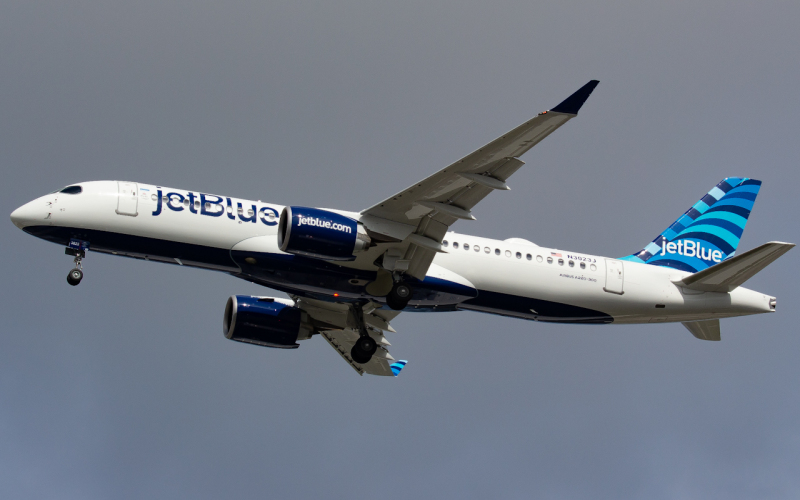 Photo of N3023J - JetBlue Airways Airbus A220-300 at TPA  on AeroXplorer Aviation Database