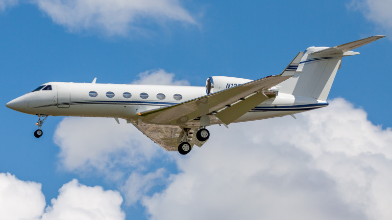 Photo of N120SR - PRIVATE Gulfstream IV at MCO on AeroXplorer Aviation Database