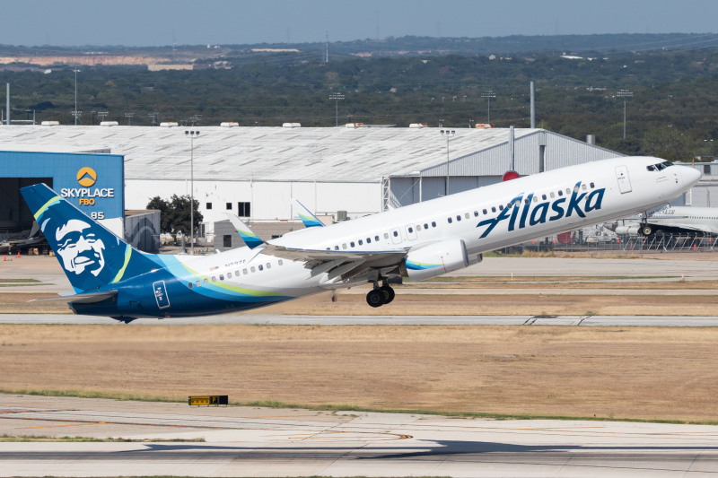 Photo of N287AK - Alaska Airlines Boeing 737-900ER at SAT on AeroXplorer Aviation Database