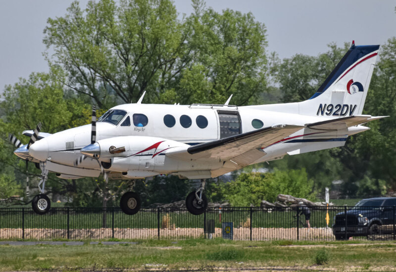 Photo of N92DV - PRIVATE Beechcraft King Air E90 at LMO on AeroXplorer Aviation Database