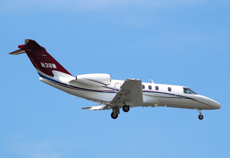 Photo of N38M - PRIVATE Cessna Citation CJ4 at MKE on AeroXplorer Aviation Database