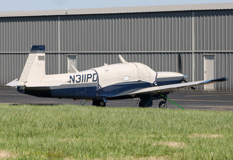 Photo of N311PD - PRIVATE Mooney M20 at LUK on AeroXplorer Aviation Database