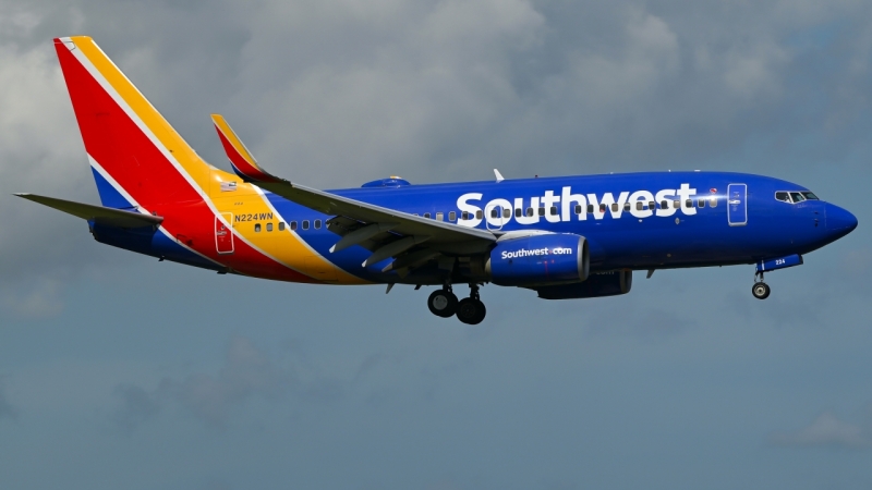 Photo of N224WN - Southwest Airlines Boeing 737-700 at MCO on AeroXplorer Aviation Database