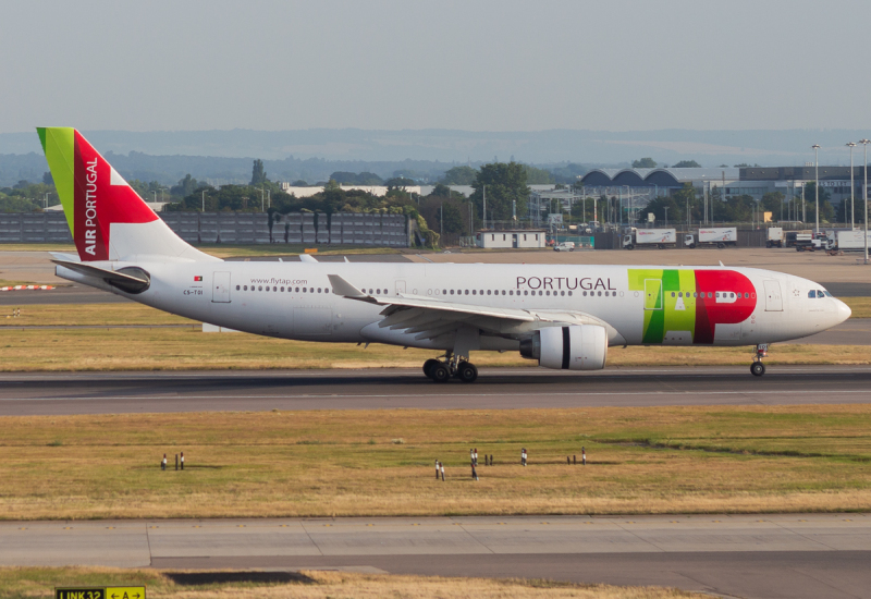 Photo of CS-TOI - TAP Air Portugal Airbus A330-200 at LHR on AeroXplorer Aviation Database