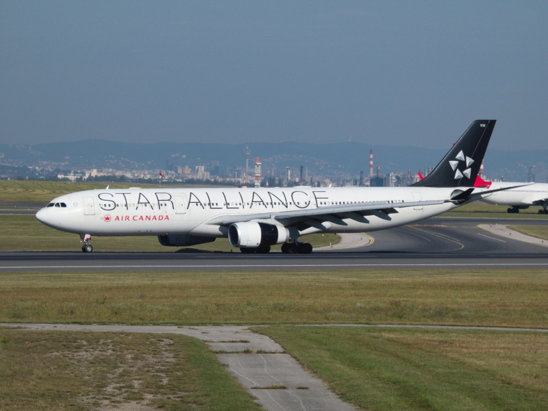 Photo of C-GHLM - Air Canada Airbus A330-300 at VIE on AeroXplorer Aviation Database