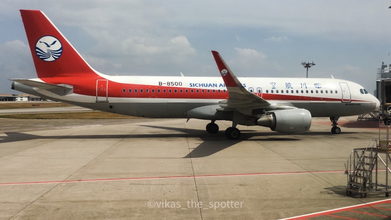 Photo of B-8500 - Sichuan Airlines Airbus A320 at SIN on AeroXplorer Aviation Database