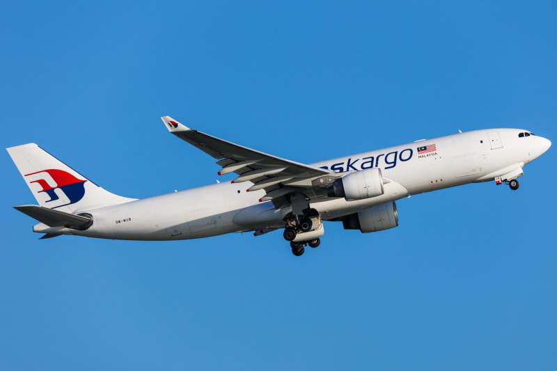 Photo of 9M-MUB - Malaysia Airlines Airbus A330-200F at HKG on AeroXplorer Aviation Database