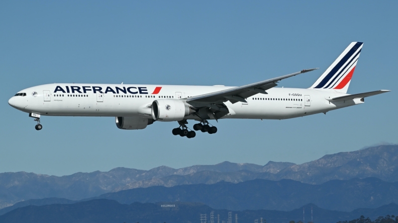 Photo of F-GSQU - Air France Boeing 777-300ER at KLAX on AeroXplorer Aviation Database