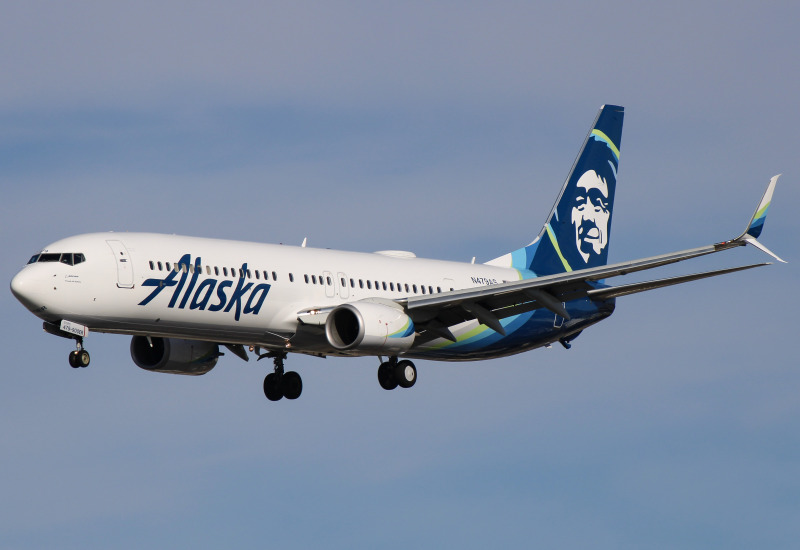 Photo of N479AS - Alaska Airlines Boeing 737-900ER at SAN on AeroXplorer Aviation Database